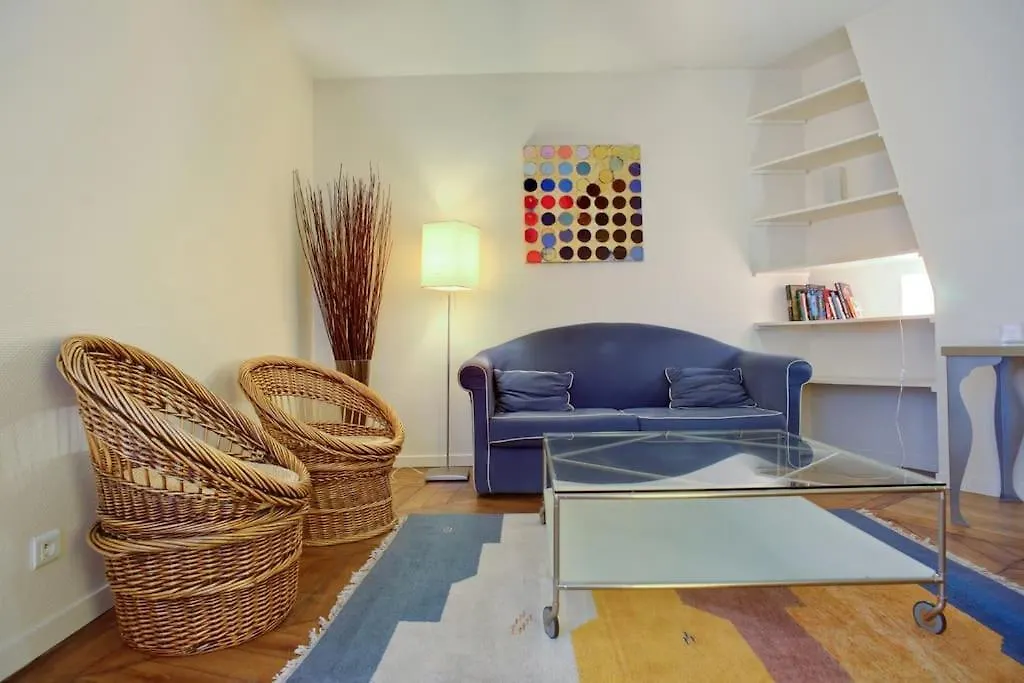 Apartment Place De L'Odeon Sur Cour Tres Calme Paris